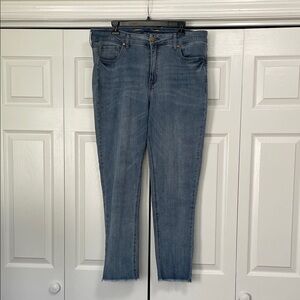 Seven 7 Jeans Womens 16 Blue Straight Leg Raw Hem Medium Wash Stretch Mid Rise